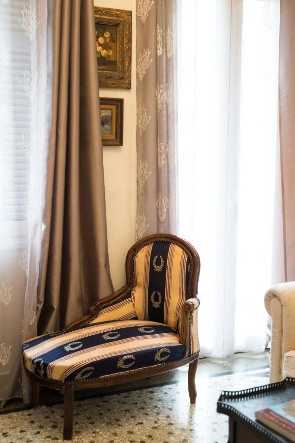 אתונה Koukaki Traditional Apartment מראה חיצוני תמונה