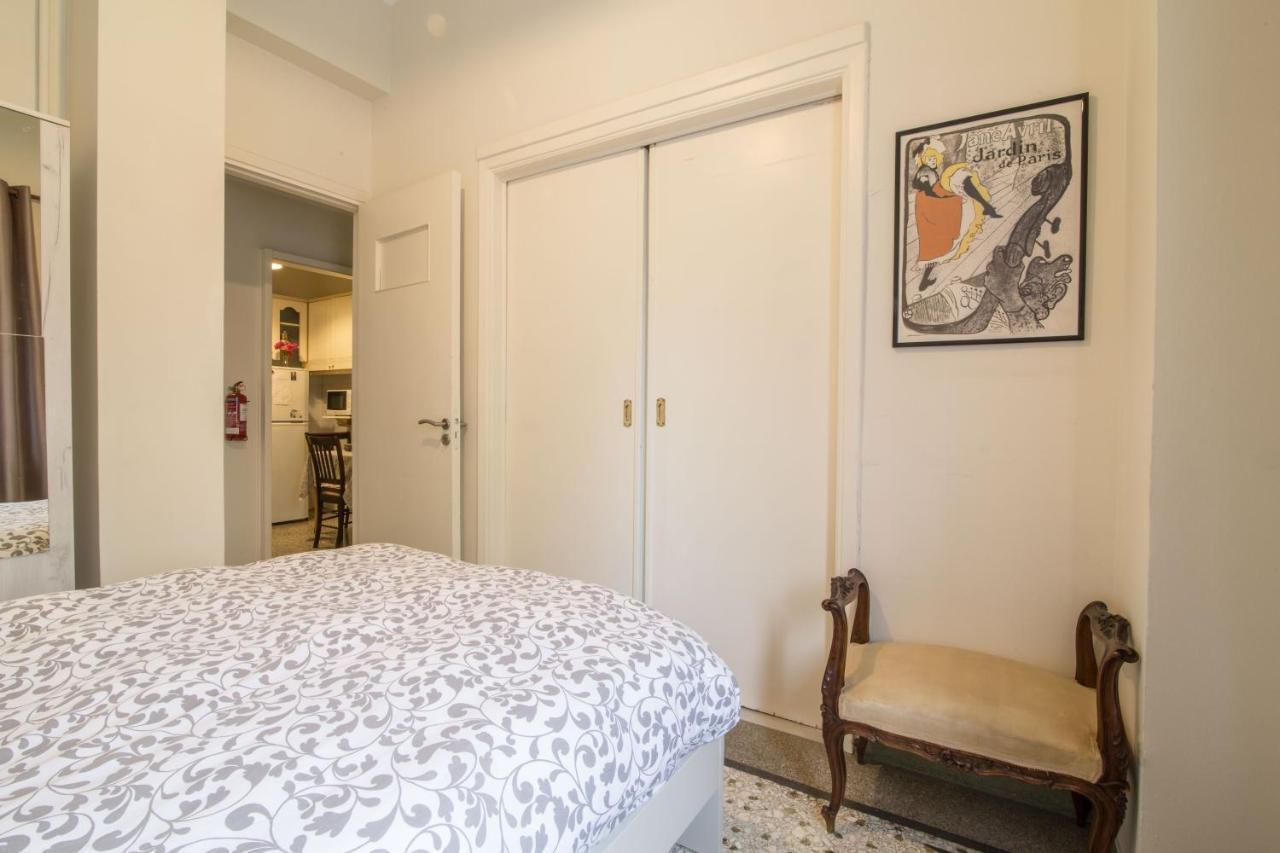 אתונה Koukaki Traditional Apartment מראה חיצוני תמונה